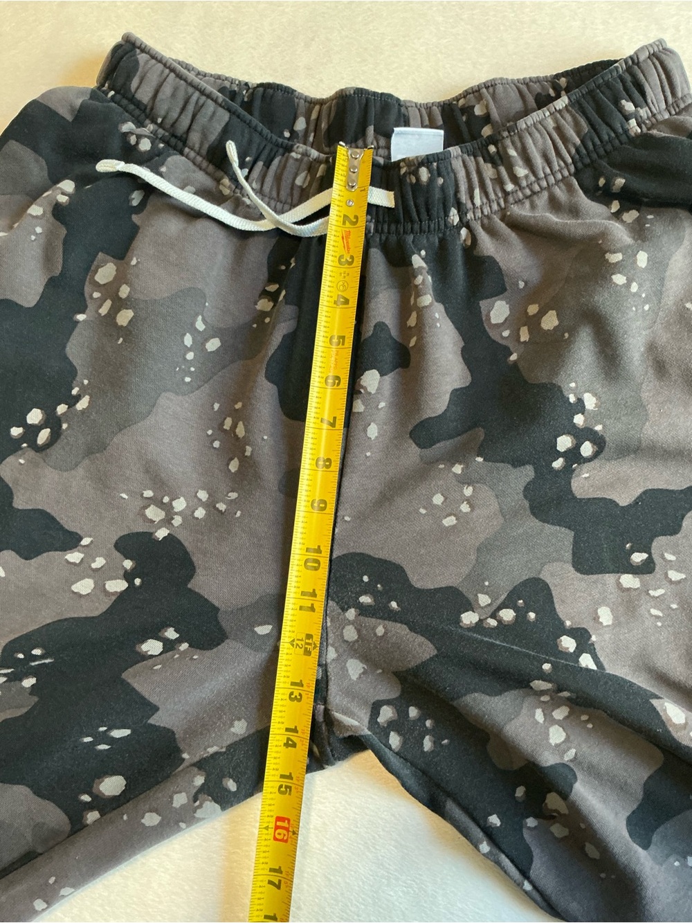 Nike Club Fleece Cargo Joggers Grey Black Camo Pants Mens Large L - Picture 4 of 16